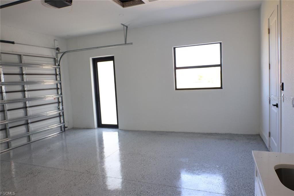 En Venta: $543,300 (5 camas, 4 baños, 2218 Pies cuadrados)