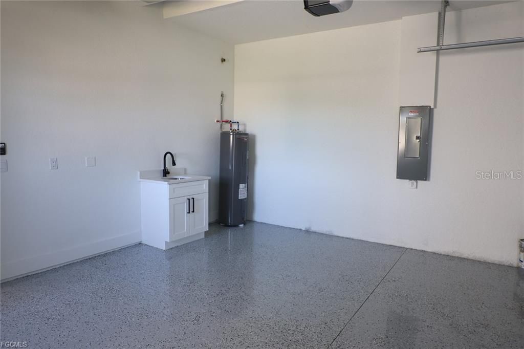 En Venta: $543,300 (5 camas, 4 baños, 2218 Pies cuadrados)