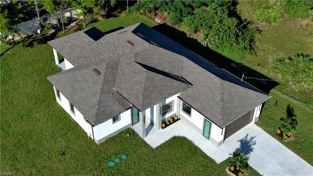 En Venta: $543,300 (5 camas, 4 baños, 2218 Pies cuadrados)