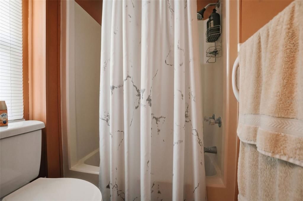 На продажу: $148,000 (2 спален, 2 ванн, 960 Квадратных фут)