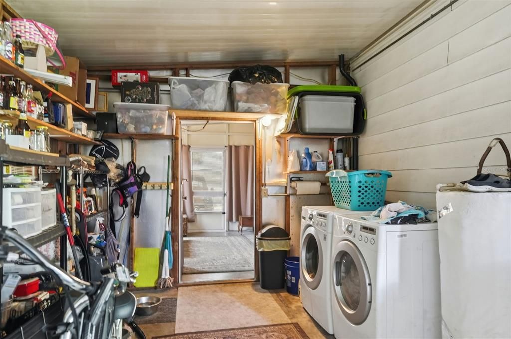 На продажу: $148,000 (2 спален, 2 ванн, 960 Квадратных фут)