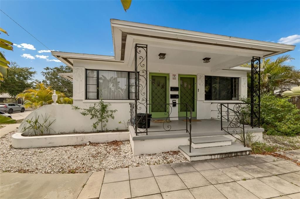 En Venta: $685,000 (2 camas, 0 baños, 1944 Pies cuadrados)