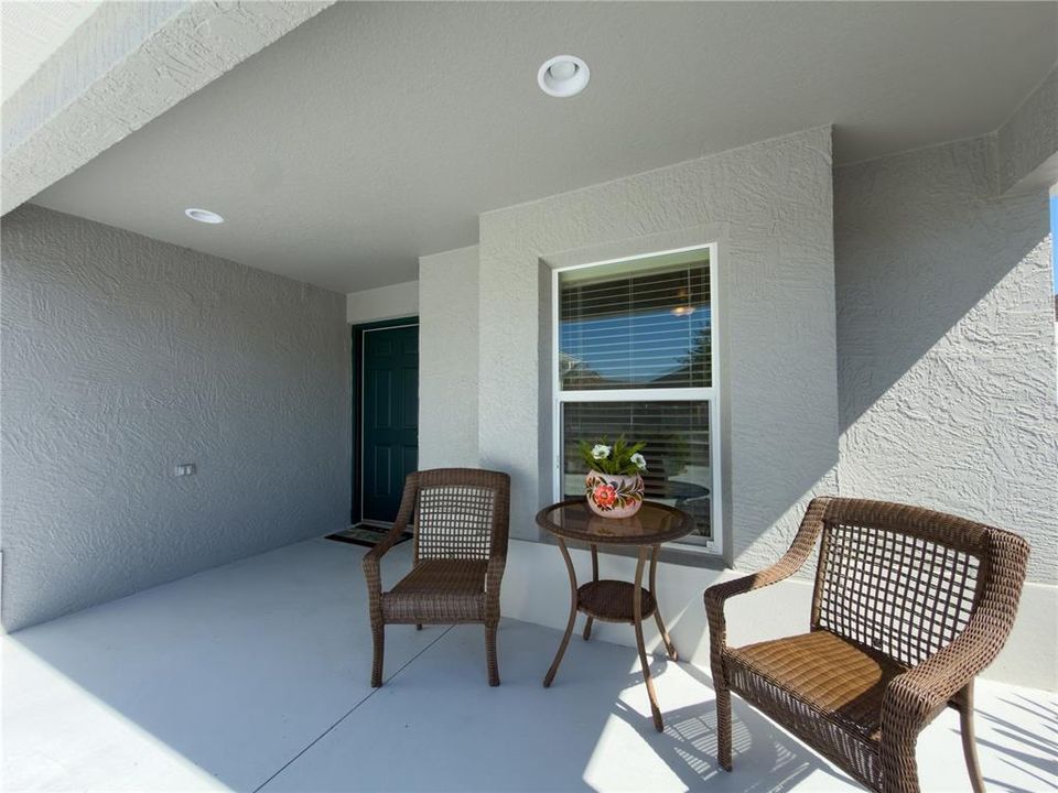 Activo con contrato: $399,000 (3 camas, 2 baños, 1652 Pies cuadrados)