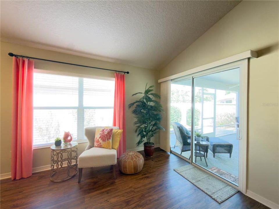 Activo con contrato: $399,000 (3 camas, 2 baños, 1652 Pies cuadrados)