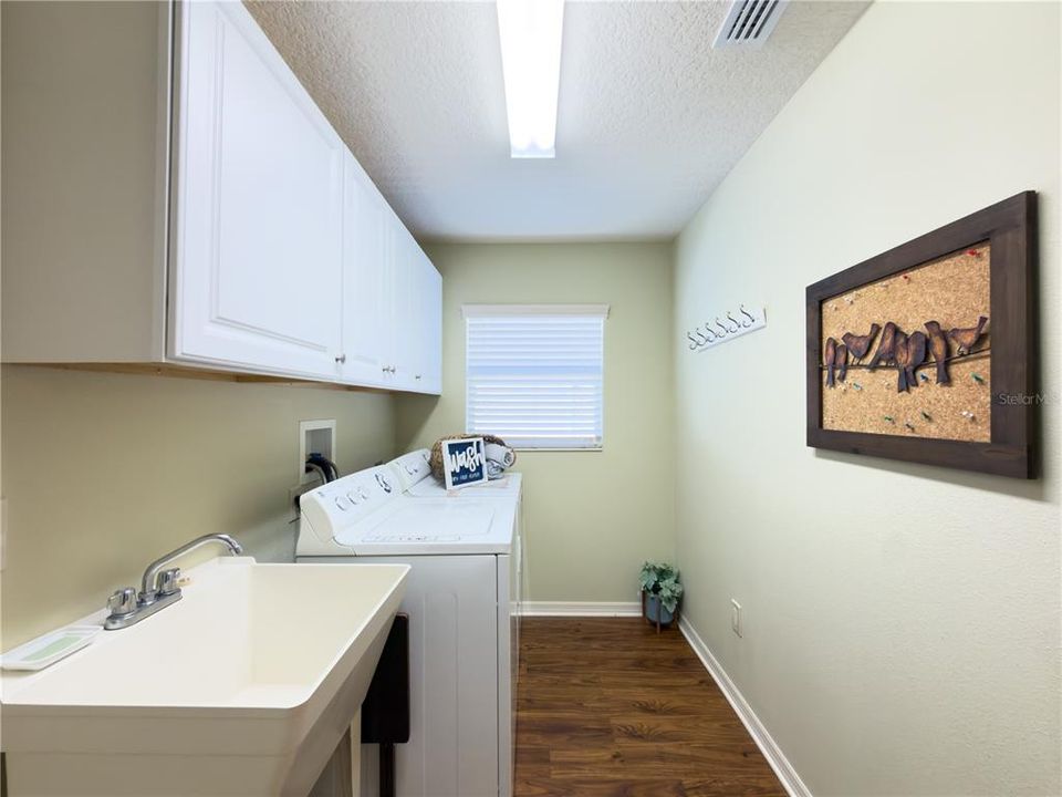 Activo con contrato: $399,000 (3 camas, 2 baños, 1652 Pies cuadrados)