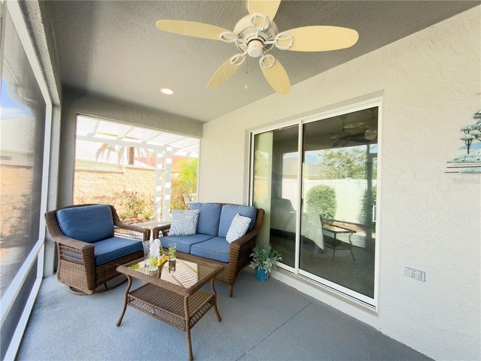 Activo con contrato: $399,000 (3 camas, 2 baños, 1652 Pies cuadrados)