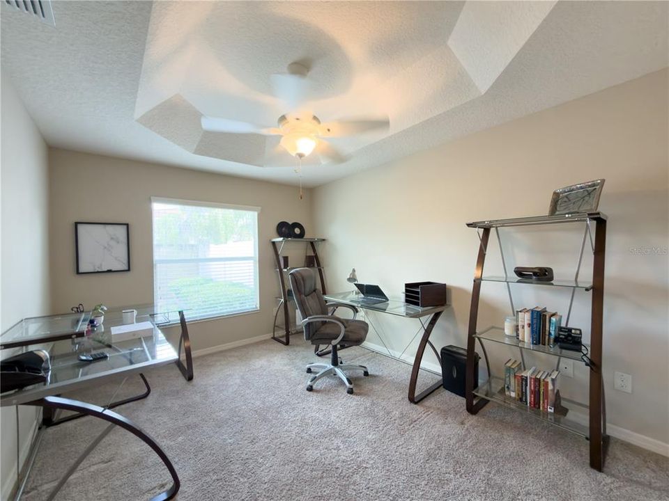 Activo con contrato: $399,000 (3 camas, 2 baños, 1652 Pies cuadrados)