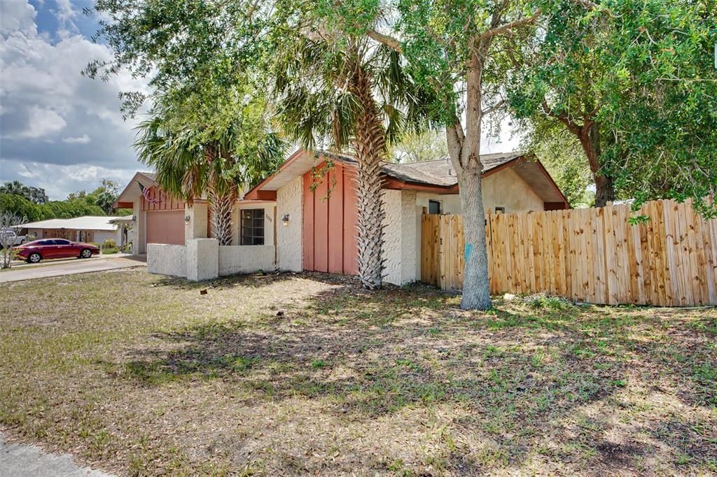 En Venta: $375,000 (4 camas, 3 baños, 2173 Pies cuadrados)