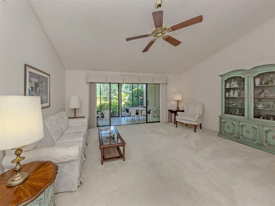 En Venta: $287,900 (3 camas, 2 baños, 1244 Pies cuadrados)