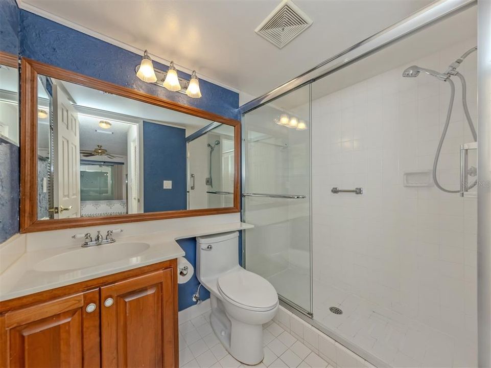 En Venta: $287,900 (3 camas, 2 baños, 1244 Pies cuadrados)