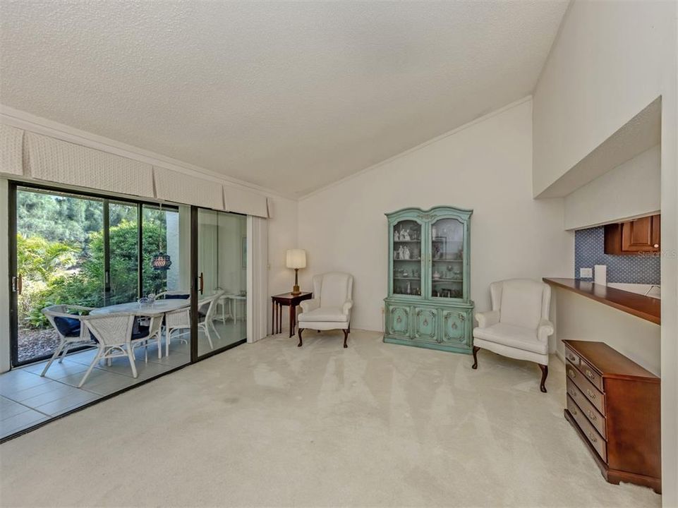 En Venta: $287,900 (3 camas, 2 baños, 1244 Pies cuadrados)