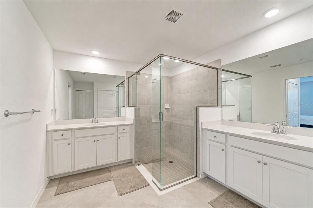 For Rent: $2,950 (3 beds, 2 baths, 1766 Square Feet)