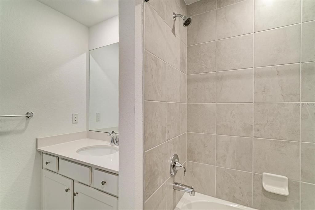 For Rent: $2,950 (3 beds, 2 baths, 1766 Square Feet)