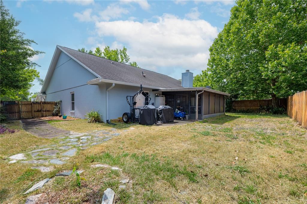 Active With Contract: $499,900 (4 beds, 2 baths, 2288 Square Feet)