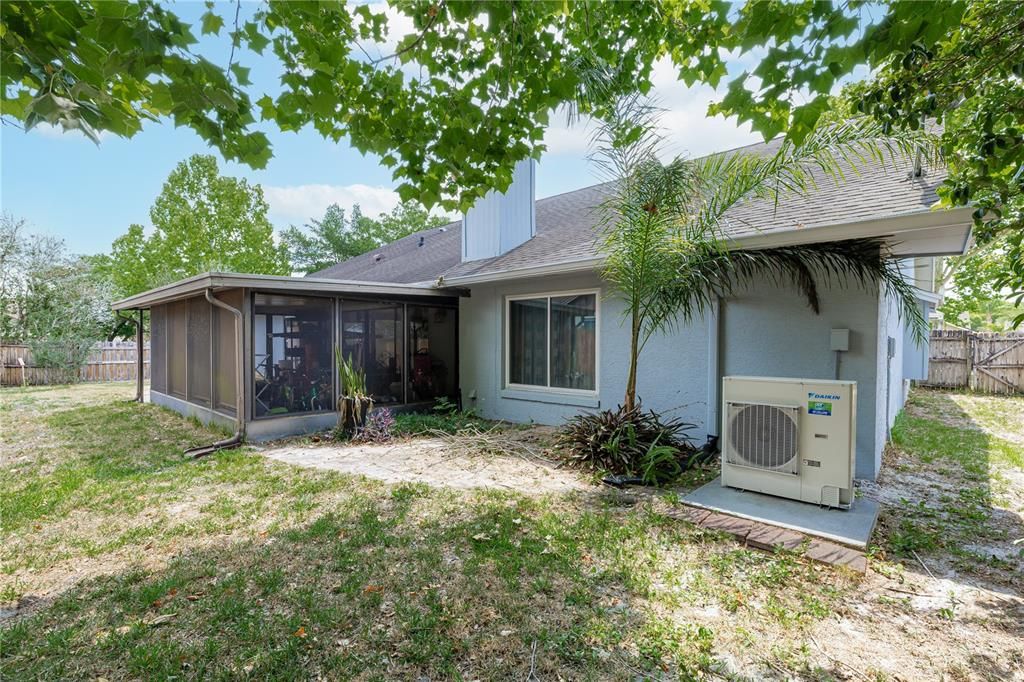 Active With Contract: $499,900 (4 beds, 2 baths, 2288 Square Feet)