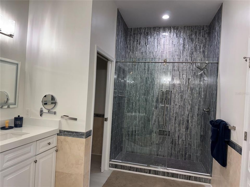 For Rent: $12,000 (4 beds, 4 baths, 3764 Square Feet)