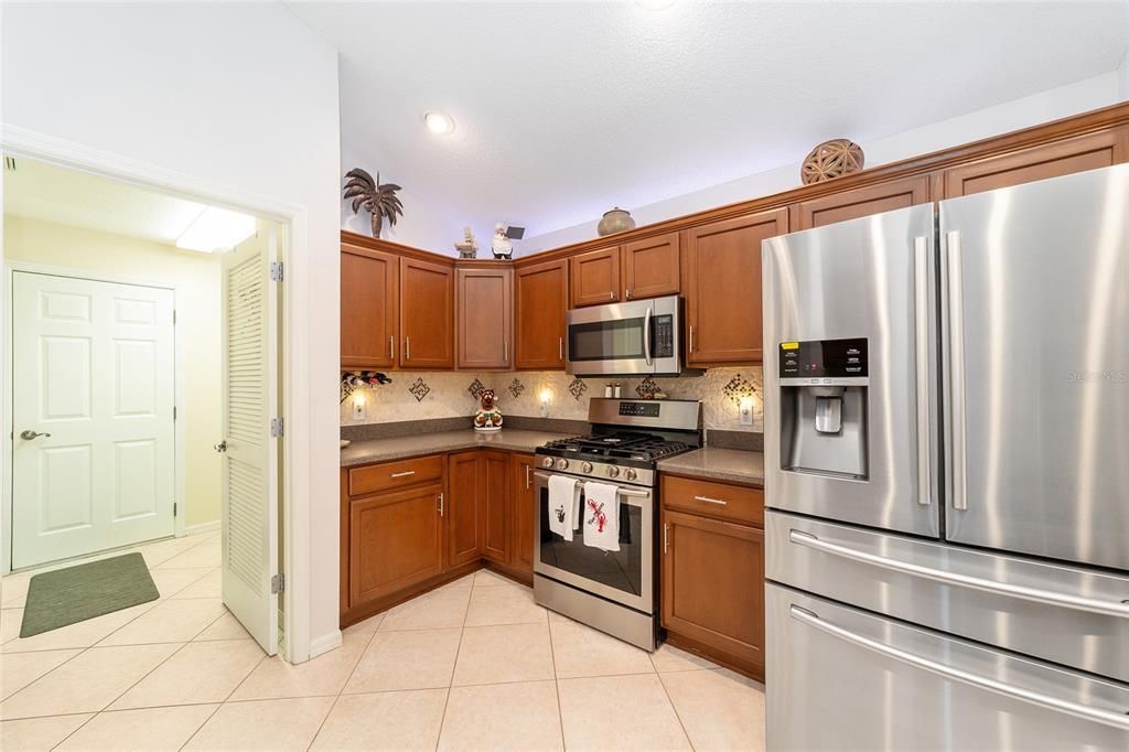 Activo con contrato: $559,750 (3 camas, 2 baños, 2348 Pies cuadrados)