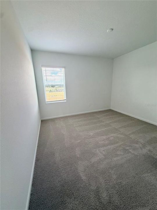 For Rent: $2,800 (4 beds, 2 baths, 2731 Square Feet)