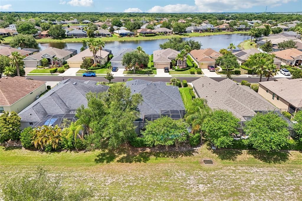 Activo con contrato: $562,000 (4 camas, 3 baños, 2242 Pies cuadrados)
