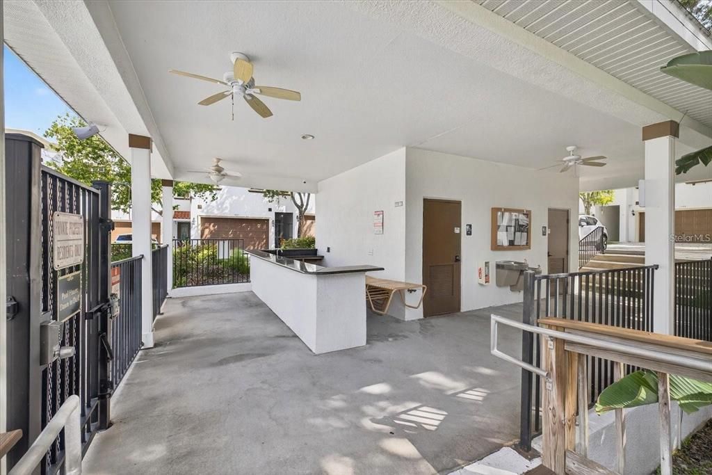 En Venta: $315,000 (3 camas, 2 baños, 1897 Pies cuadrados)