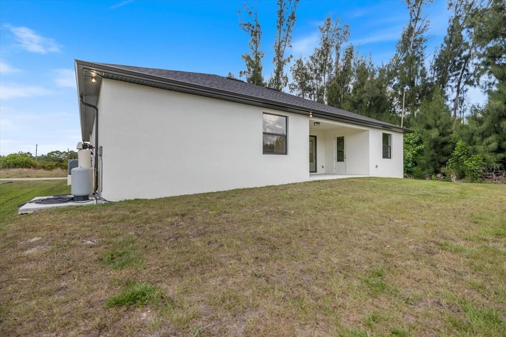 En Venta: $429,000 (3 camas, 2 baños, 1985 Pies cuadrados)