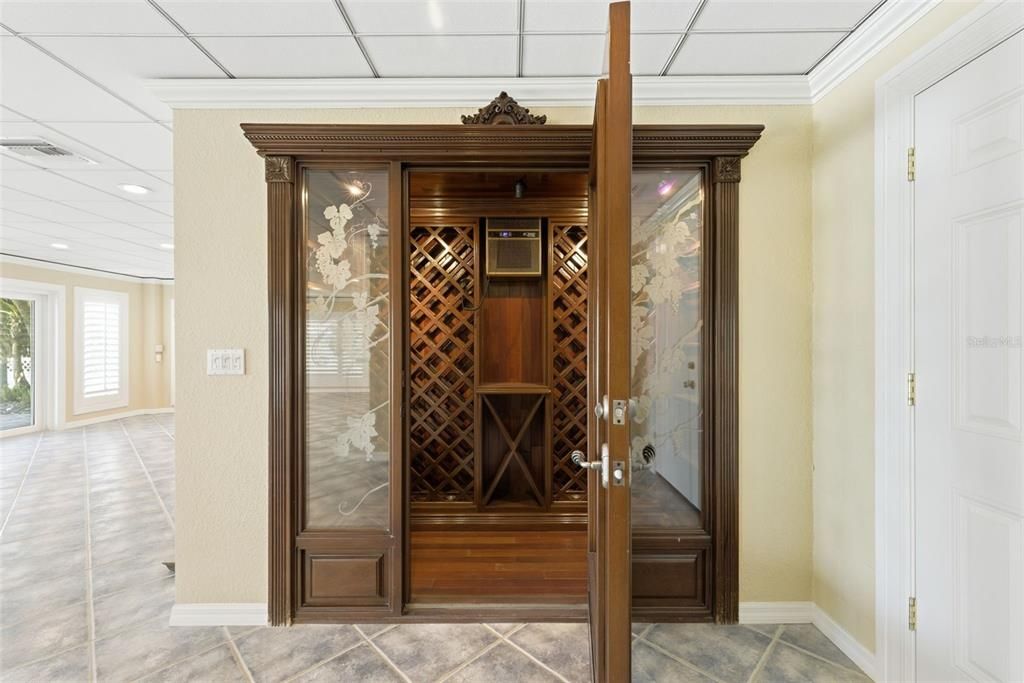 For Sale: $3,849,000 (5 beds, 6 baths, 5024 Square Feet)