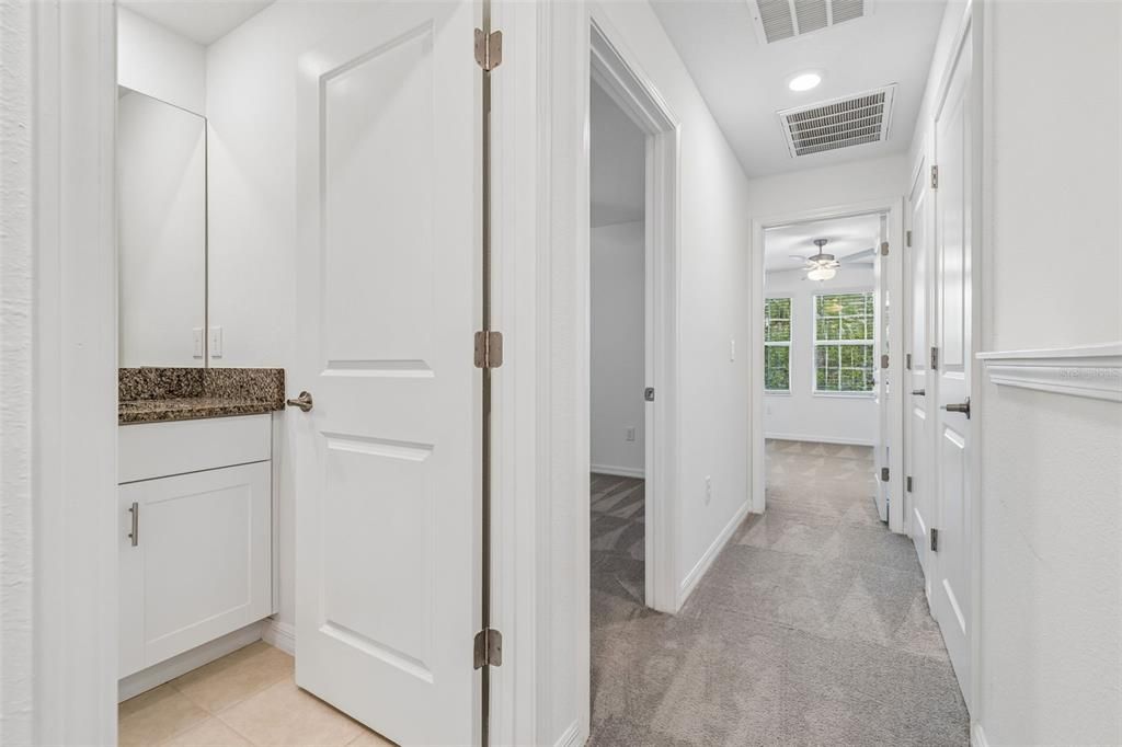 For Sale: $390,000 (4 beds, 3 baths, 2077 Square Feet)