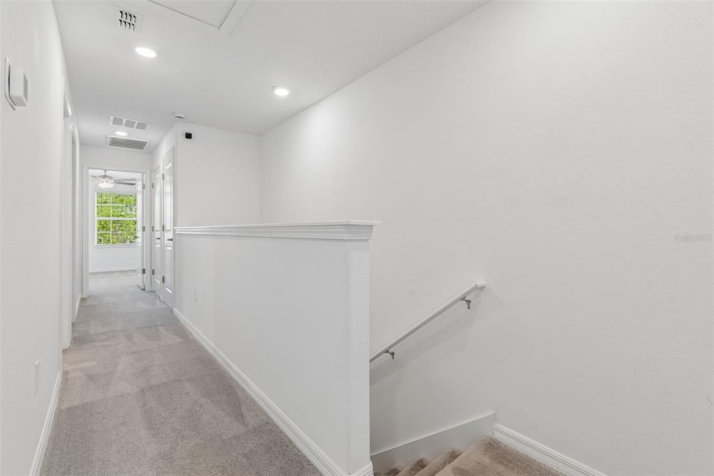 For Sale: $390,000 (4 beds, 3 baths, 2077 Square Feet)