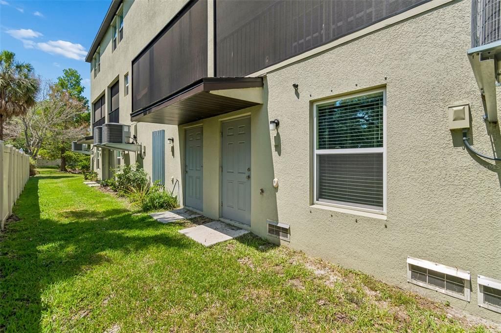 For Sale: $390,000 (4 beds, 3 baths, 2077 Square Feet)