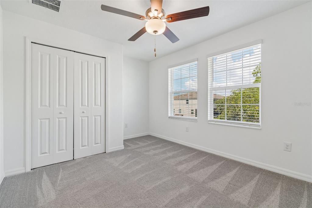 For Sale: $390,000 (4 beds, 3 baths, 2077 Square Feet)