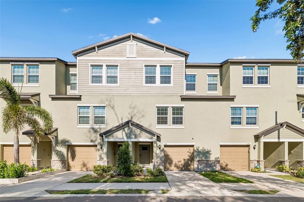 For Sale: $390,000 (4 beds, 3 baths, 2077 Square Feet)