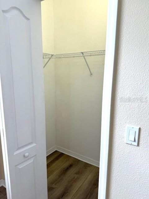 Activo con contrato: $1,775 (2 camas, 2 baños, 1071 Pies cuadrados)
