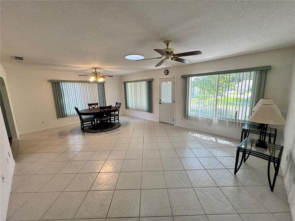 For Rent: $1,950 (3 beds, 2 baths, 1836 Square Feet)