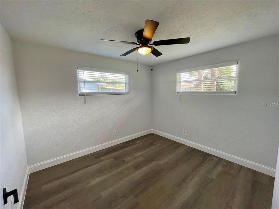 For Rent: $2,100 (3 beds, 2 baths, 1206 Square Feet)