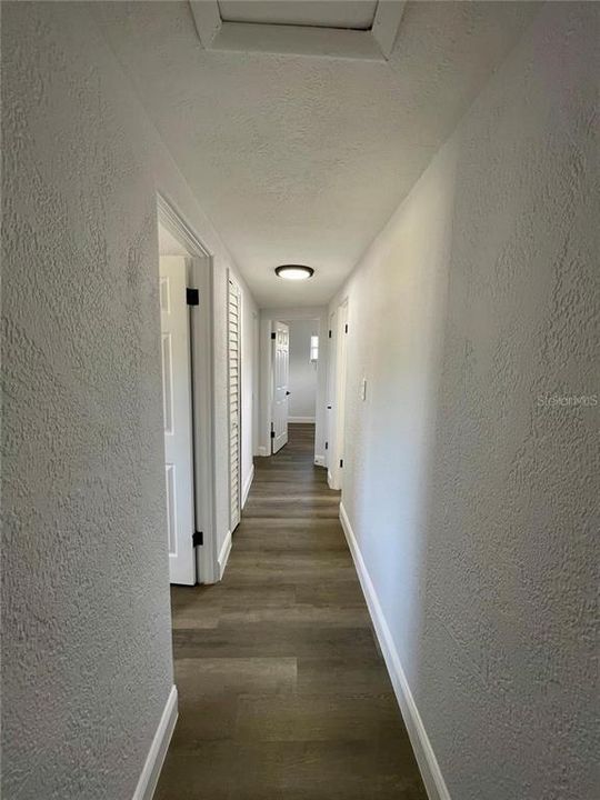 For Rent: $2,100 (3 beds, 2 baths, 1206 Square Feet)