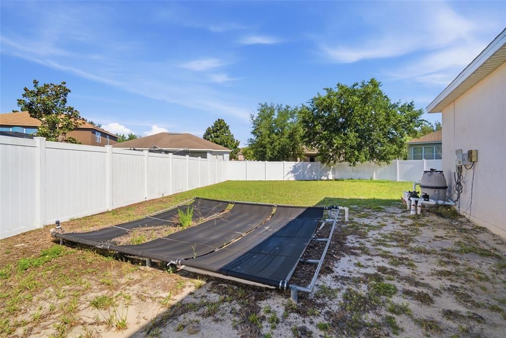 For Sale: $469,900 (4 beds, 2 baths, 2383 Square Feet)