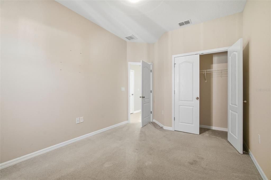 For Sale: $469,900 (4 beds, 2 baths, 2383 Square Feet)