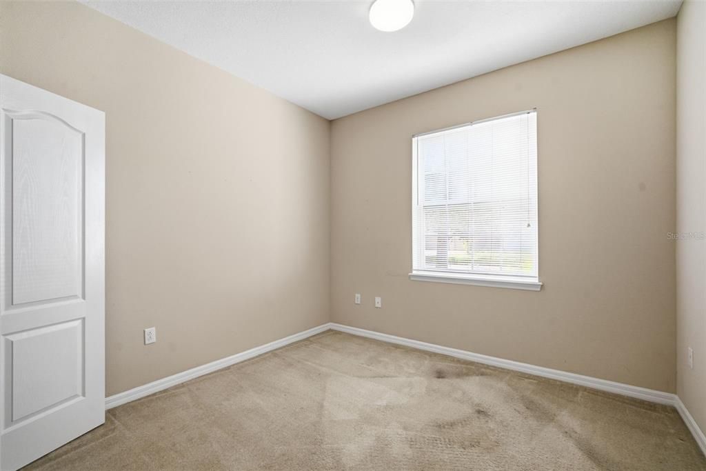 For Sale: $469,900 (4 beds, 2 baths, 2383 Square Feet)