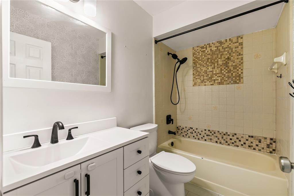 For Rent: $4,000 (4 beds, 3 baths, 2562 Square Feet)