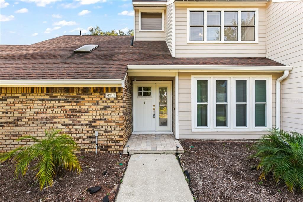 For Rent: $4,000 (4 beds, 3 baths, 2562 Square Feet)