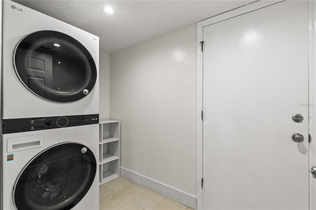 For Rent: $4,000 (4 beds, 3 baths, 2562 Square Feet)