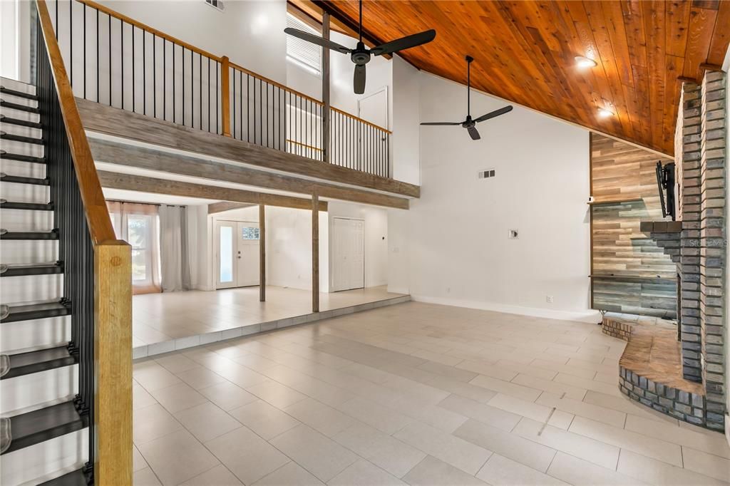 For Rent: $4,000 (4 beds, 3 baths, 2562 Square Feet)