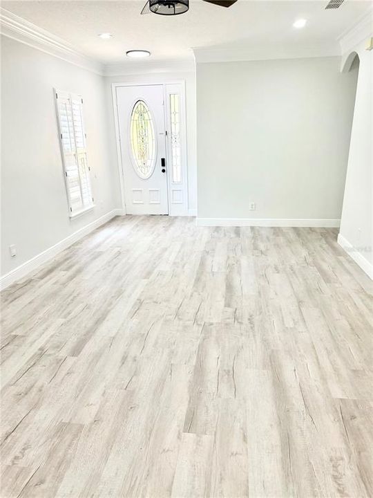 En Venta: $339,999 (3 camas, 2 baños, 1428 Pies cuadrados)