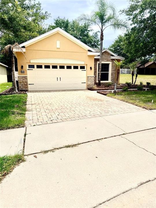 En Venta: $339,999 (3 camas, 2 baños, 1428 Pies cuadrados)
