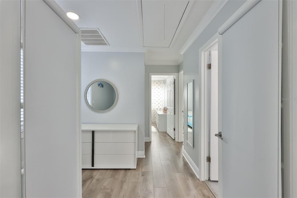 For Sale: $290,000 (3 beds, 2 baths, 1260 Square Feet)