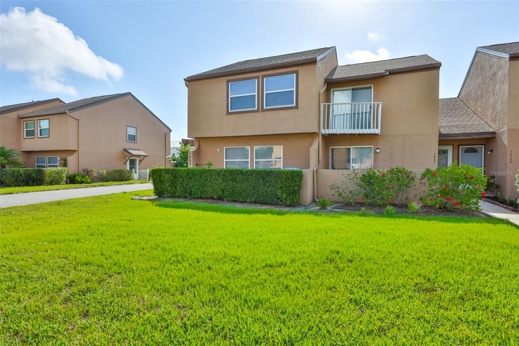 For Sale: $290,000 (3 beds, 2 baths, 1260 Square Feet)