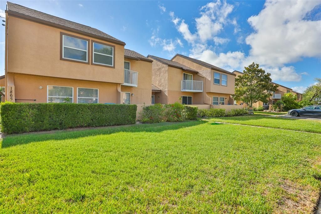 For Sale: $290,000 (3 beds, 2 baths, 1260 Square Feet)