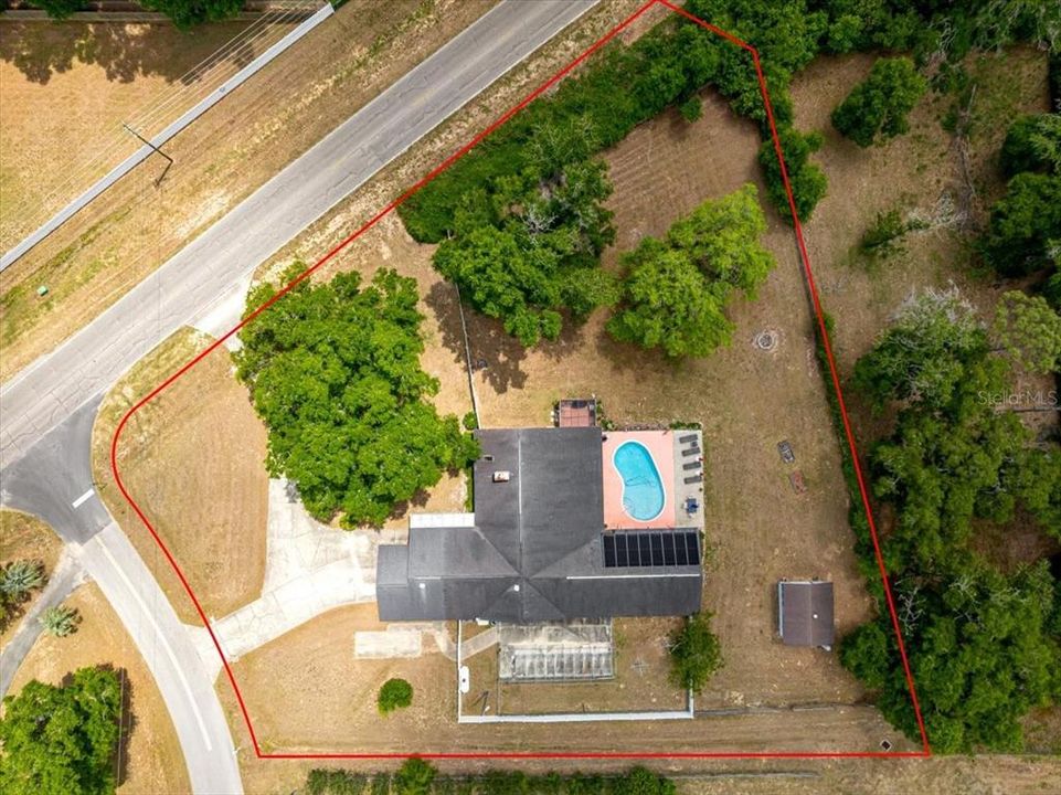For Sale: $825,000 (5 beds, 3 baths, 3060 Square Feet)