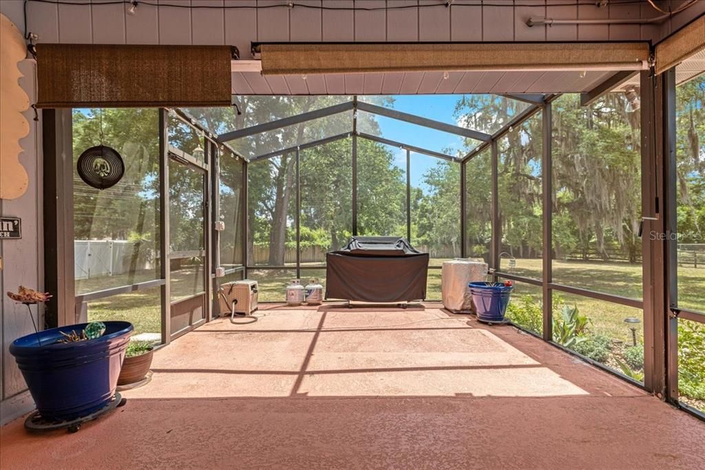 For Sale: $825,000 (5 beds, 3 baths, 3060 Square Feet)