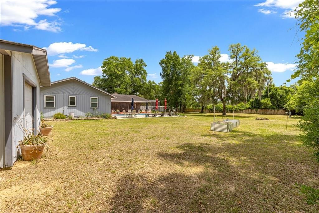 For Sale: $825,000 (5 beds, 3 baths, 3060 Square Feet)